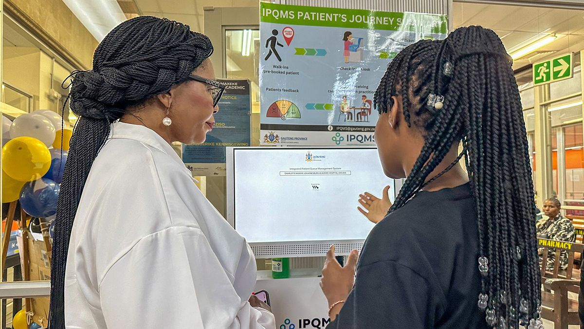 Nomantu Nkomo-Ralehoko, Gauteng MEC for Health and Wellness, officially unveiled the integrated Patient Queue Management System this week. (Pic: Department of Health)