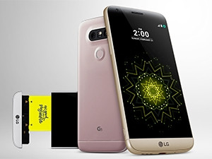 The LG G5 is claimed to be the first mainstream modular smartphone with a replaceable battery and optional add-on accessories.